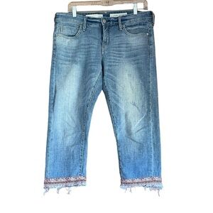 Pilcro and the Letterpress Hyphen Raw Hem Crop Jeans